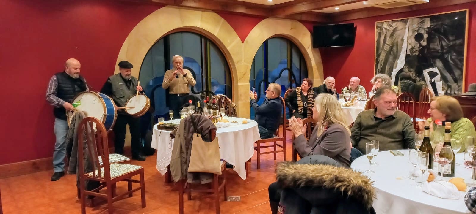 Sobremesa en El Paraíso. Cabezón de la Sal (Cantabria)